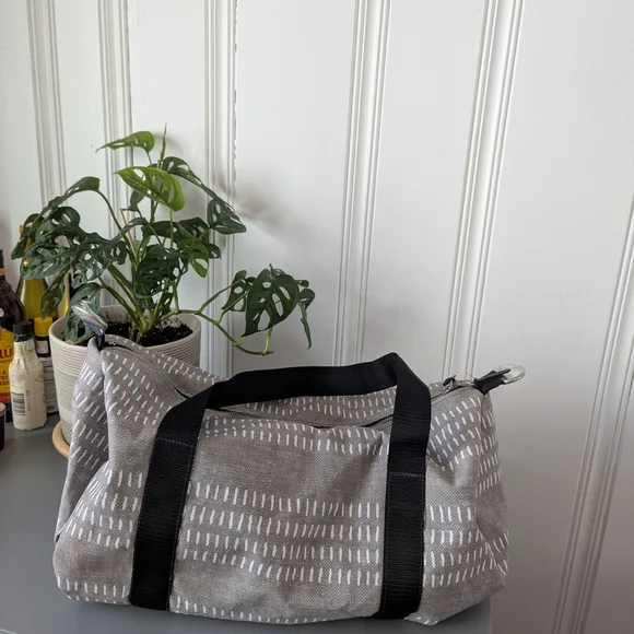 Gray Patterned Canvas Duffle Bag - Picture 3 of 15